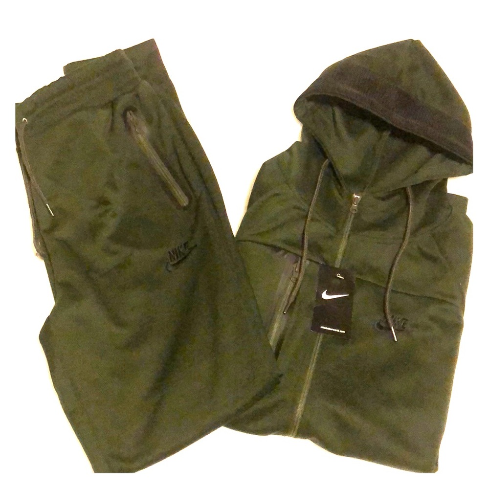 Nike Sweatsuit